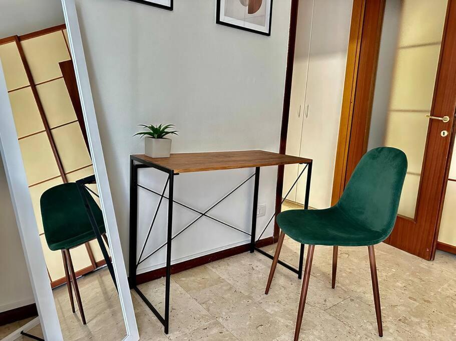 Low Cost Holiday An Business House And Free Park By Revenue House Como Zewnętrze zdjęcie