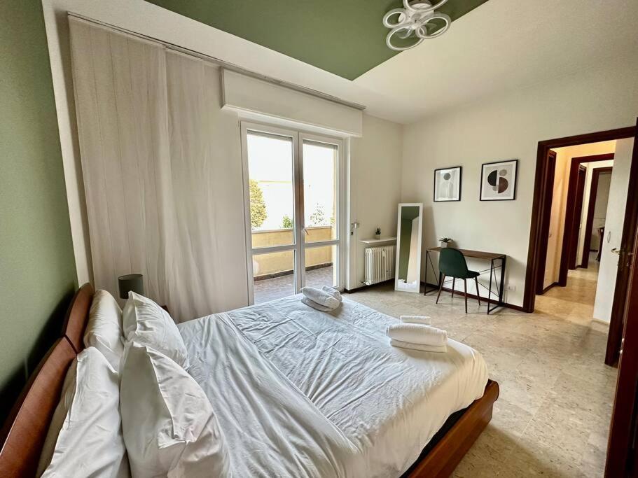 Low Cost Holiday An Business House And Free Park By Revenue House Como Zewnętrze zdjęcie